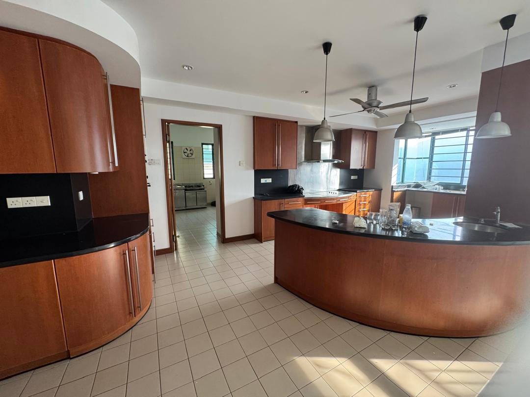 The Rengency Condominium For Rent