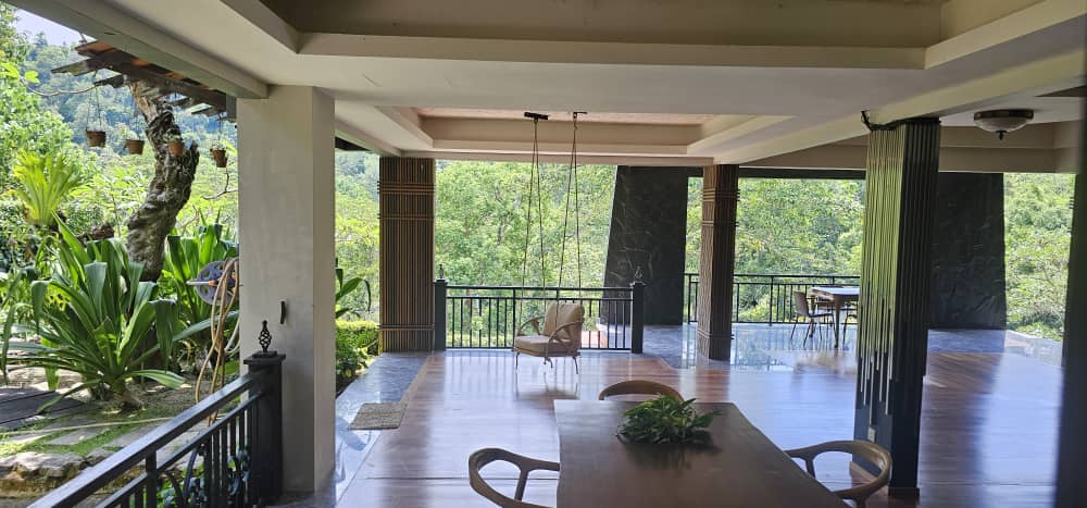 Batu Ferringhi Hilltop Bungalow For Sale | 7600sqft | 4+1R6B | RM924.82/sqft