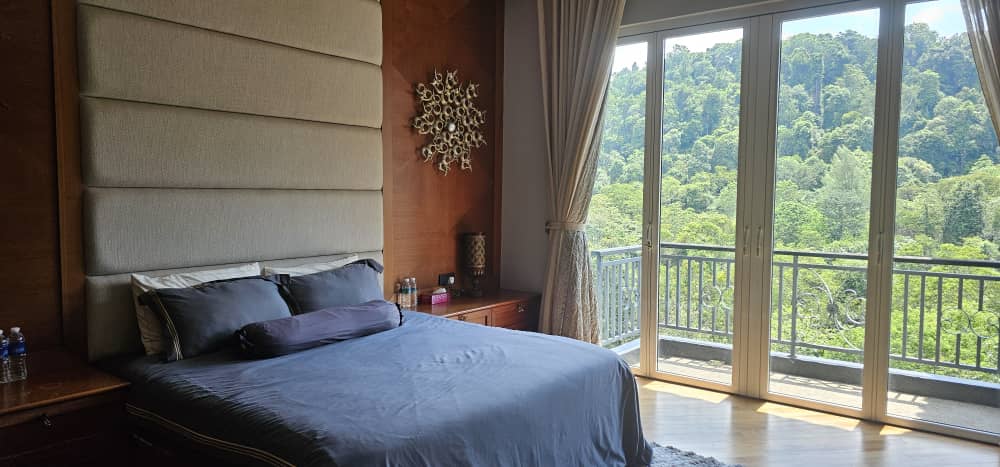 Batu Ferringhi Hilltop Bungalow For Sale | 7600sqft | 4+1R6B | RM924.82/sqft