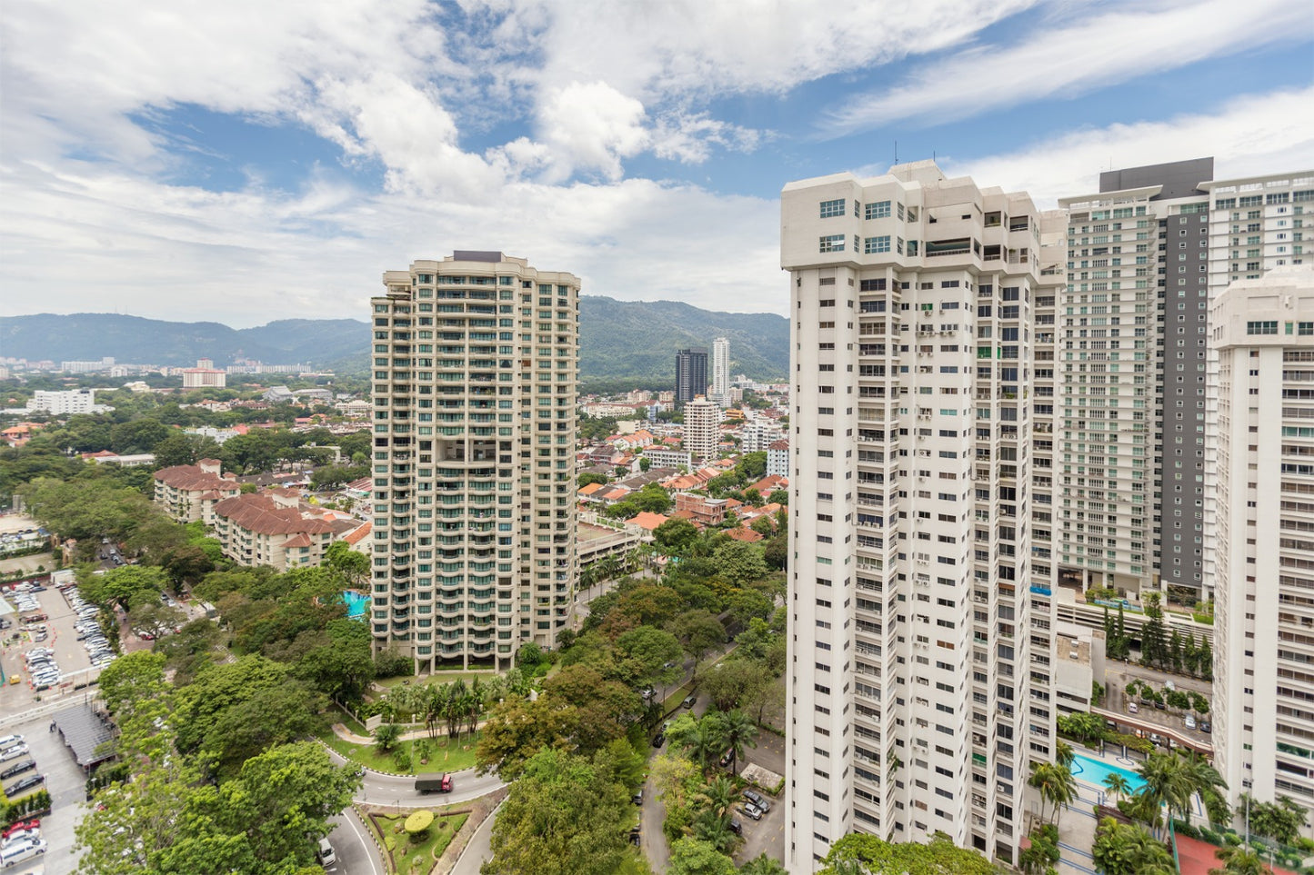 8 Gurney (The Shore Condominium) For Sale