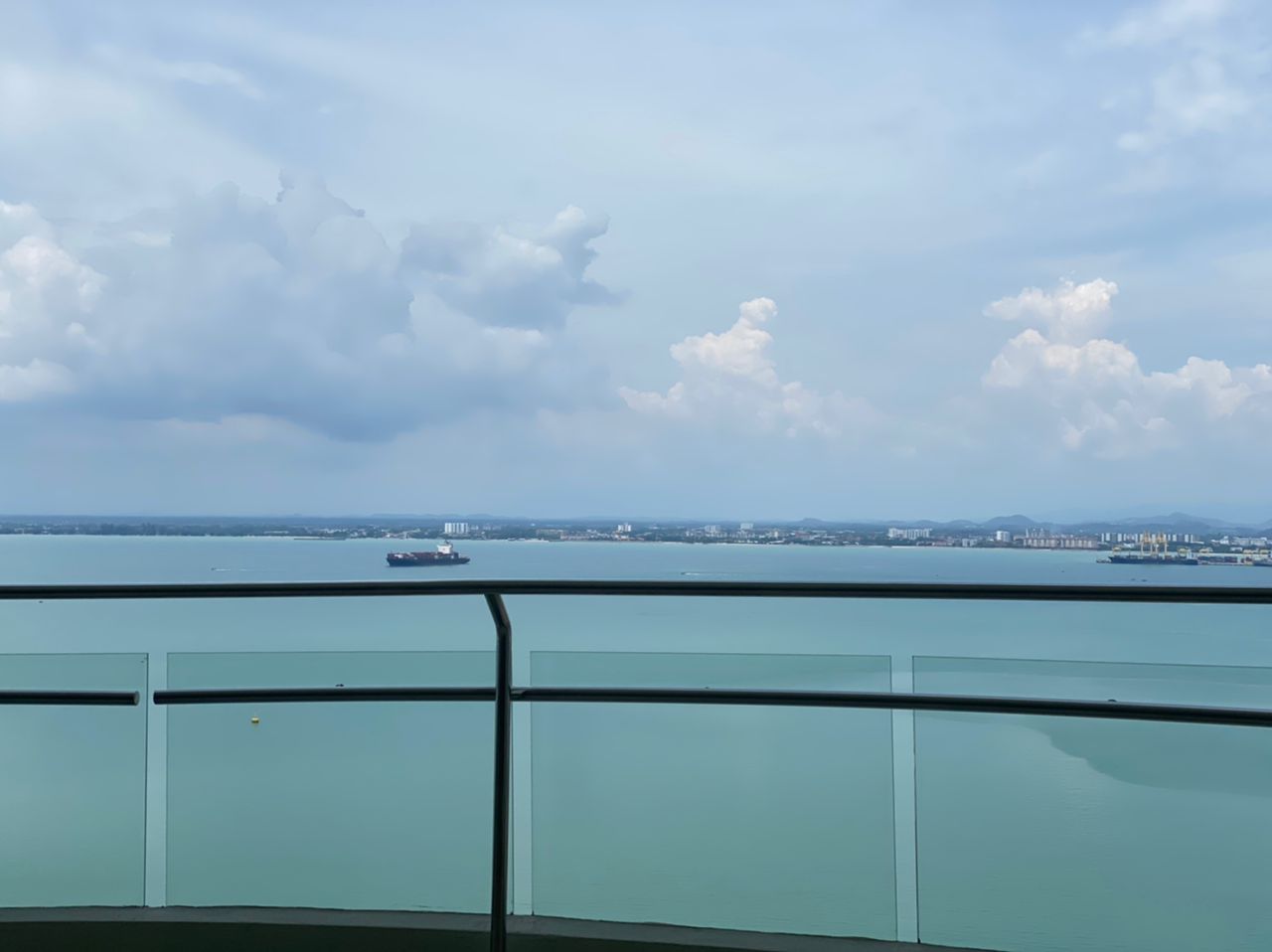 8 Gurney (The Shore Condominium) For Sale