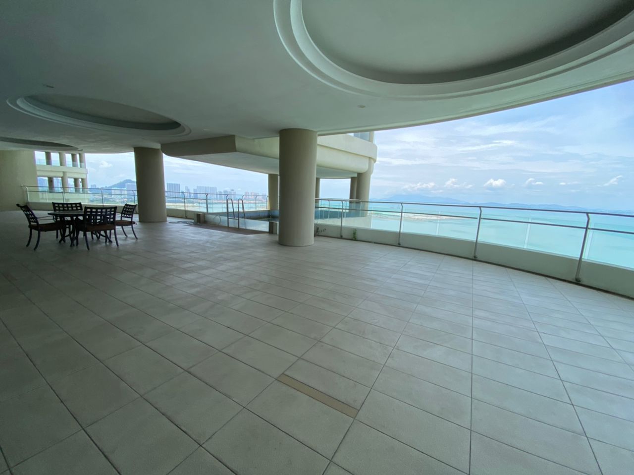8 Gurney (The Shore Condominium) For Sale