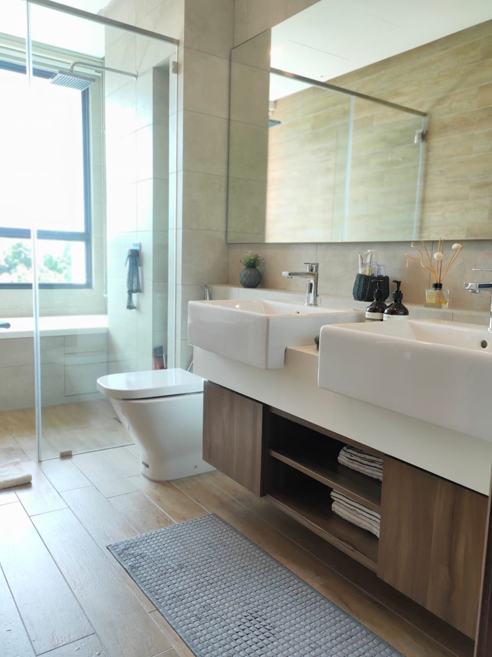 Alila2 Condominium For Sale