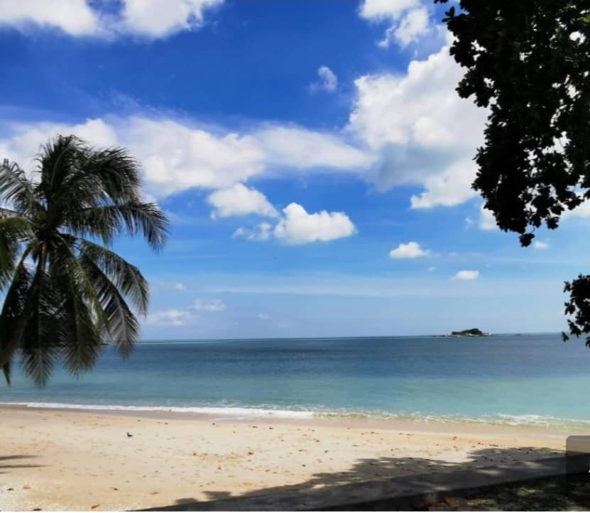Batu Ferringhi Beach Front 1 Acre Land Bungalow For SALE