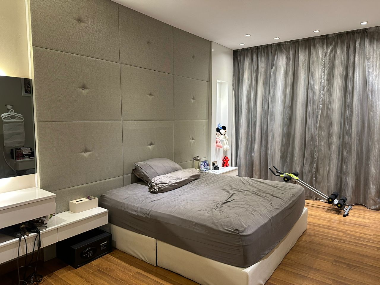 Central Park Condominium For Rent