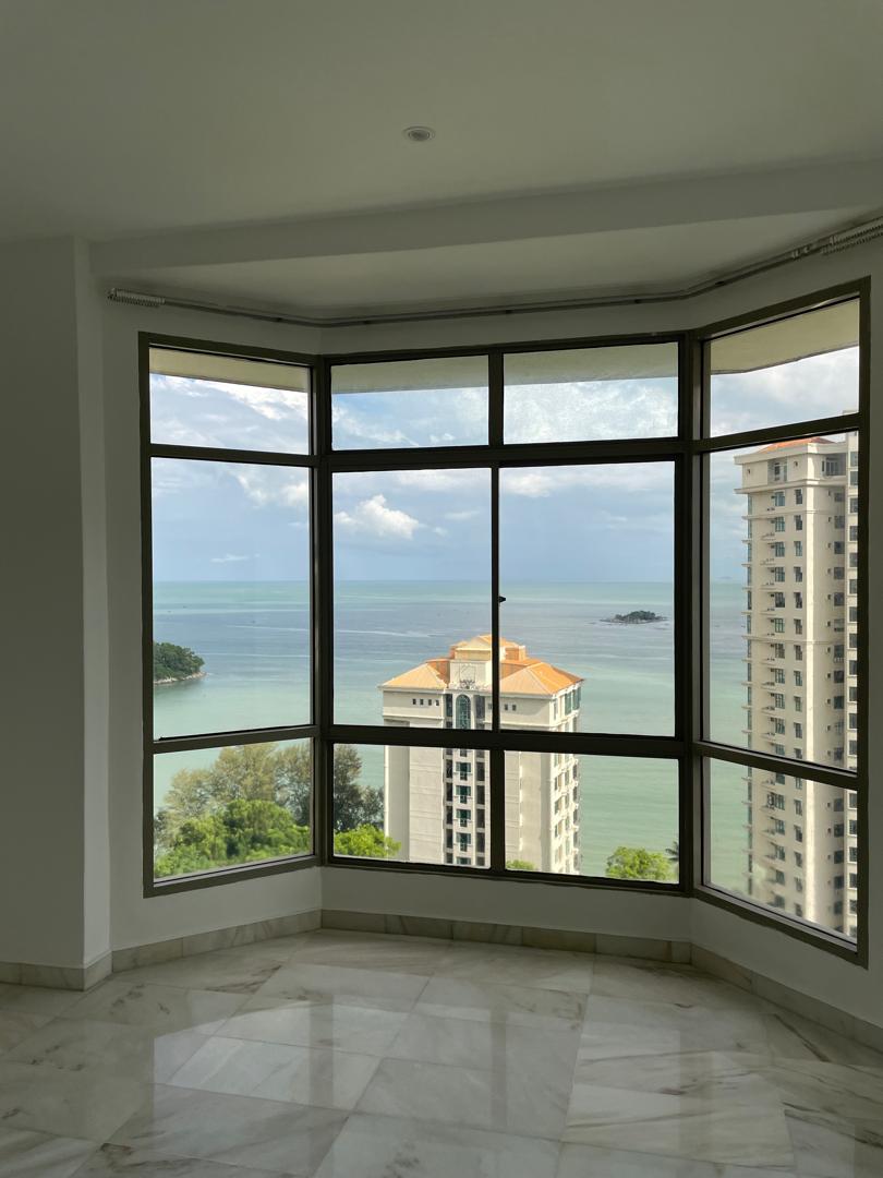 Diamond Villa Condominium For Sale