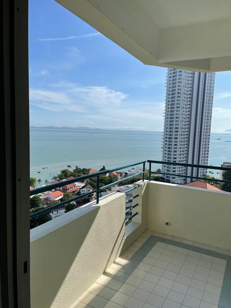 Diamond Villa Condominium For Sale
