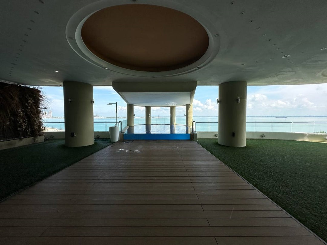 8 Gurney (The Shore Condominium) For Sale