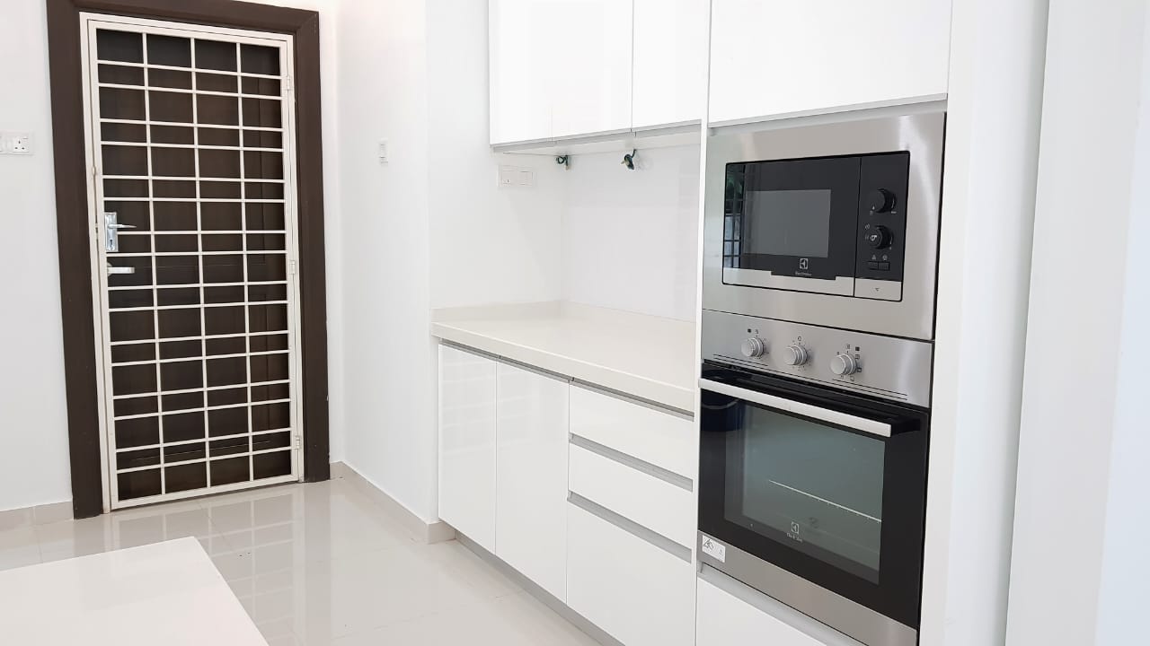 Fettes Park Landed House For Sale