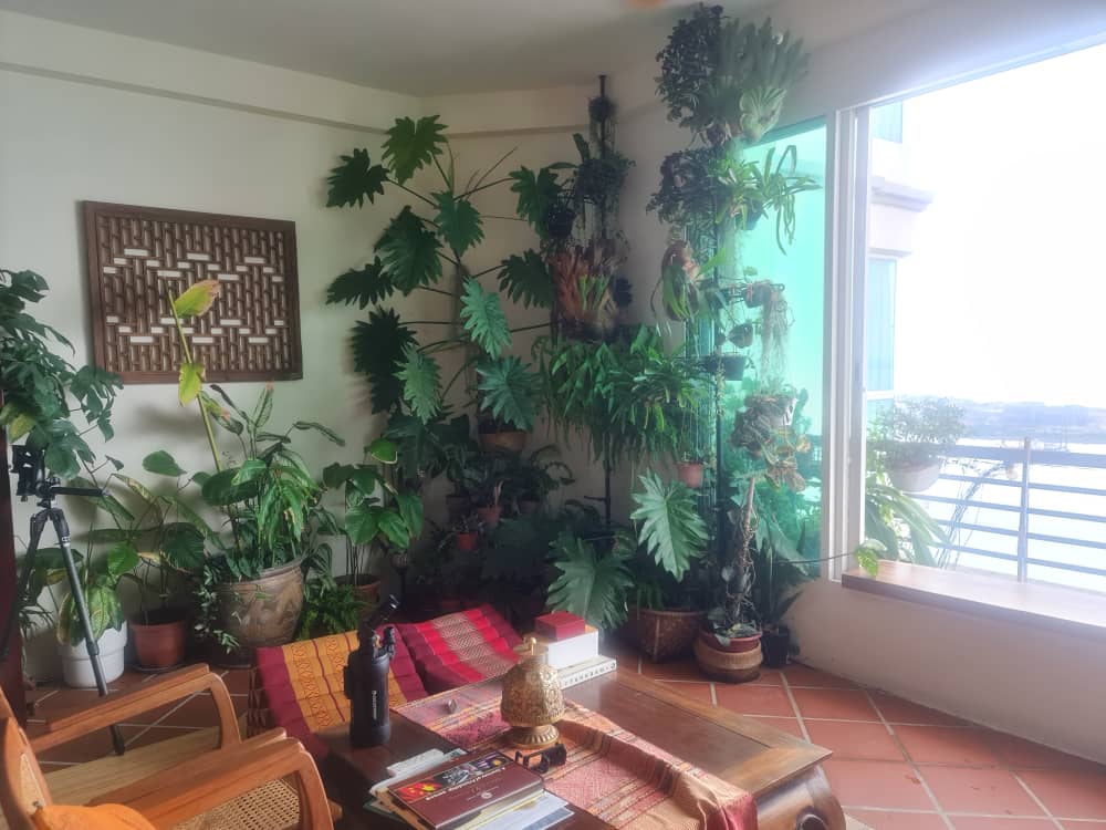 Gurney Beach Resort Condominium For Sale