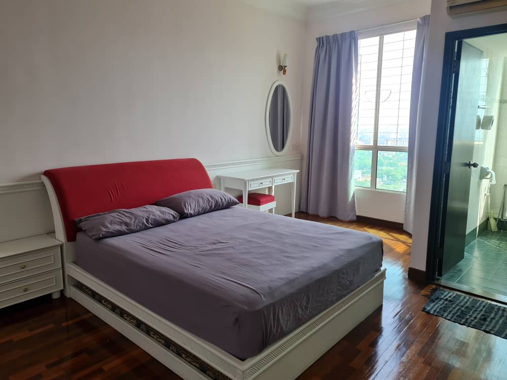 Gurney Beach Resort Condominium For Sale