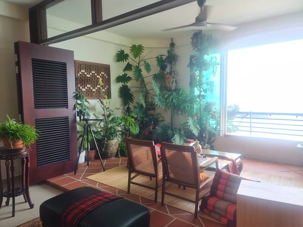 Gurney Beach Resort Condominium For Sale