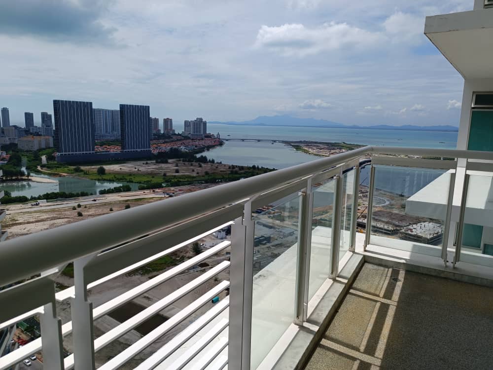Gurney Paragon Condominium For Sale