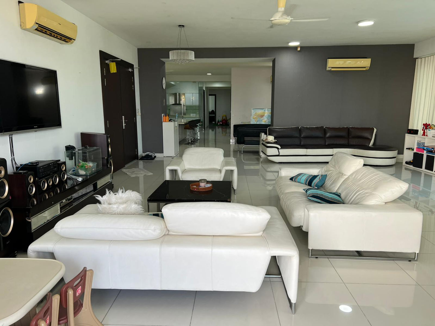 Gurney Paragon Condominium For Sale