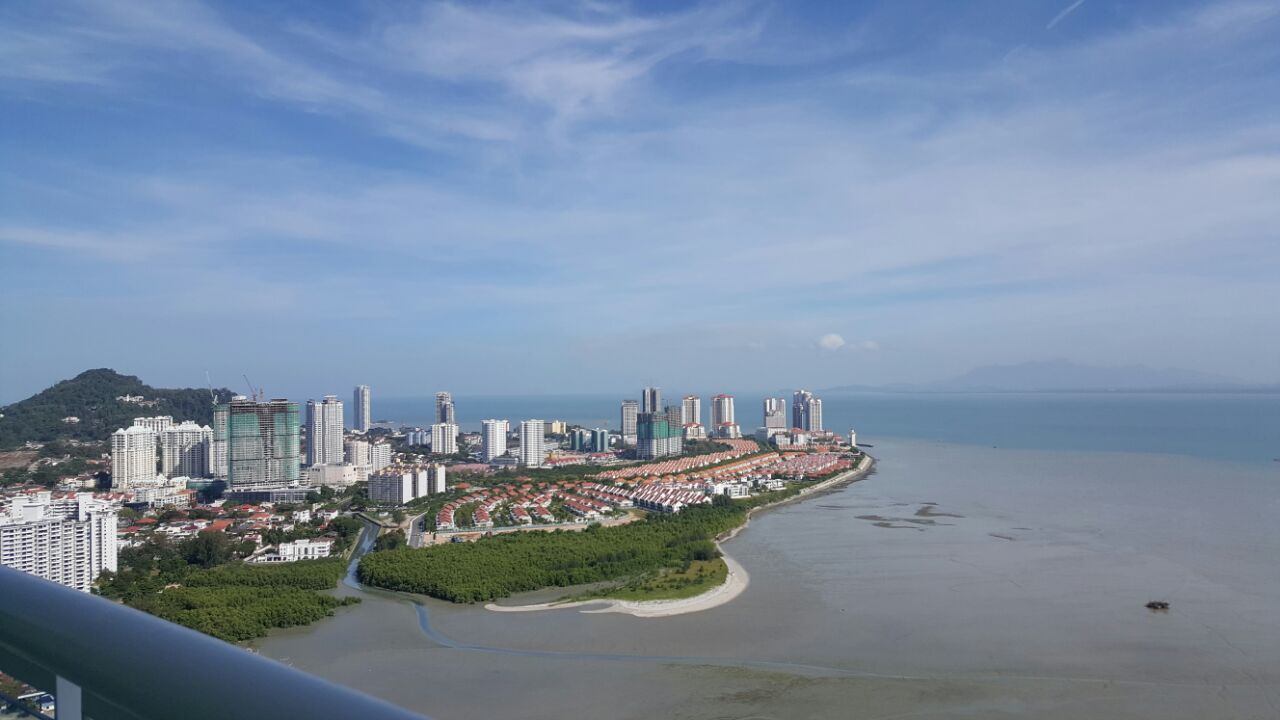 Gurney Paragon Condominium For Sale