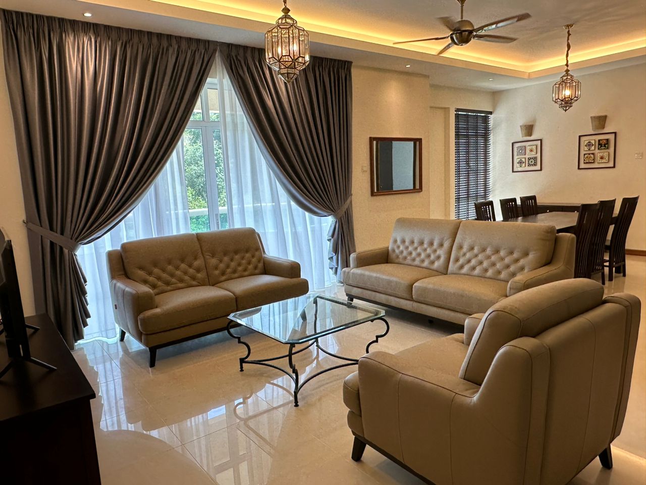 Hillcrest Residence For Rent