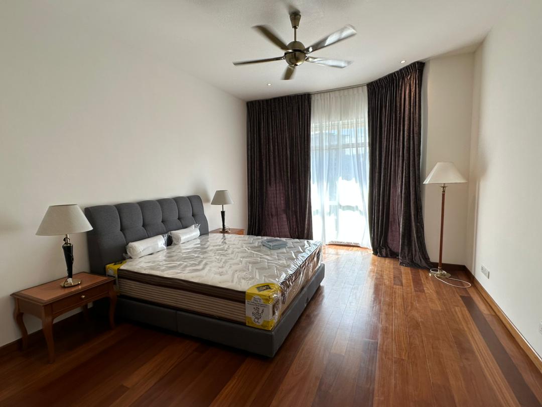 Hillcrest Residence For Rent