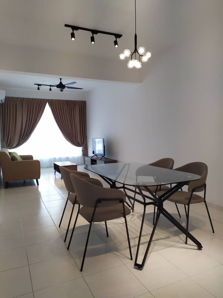 I-Santorini Condominium For Sale