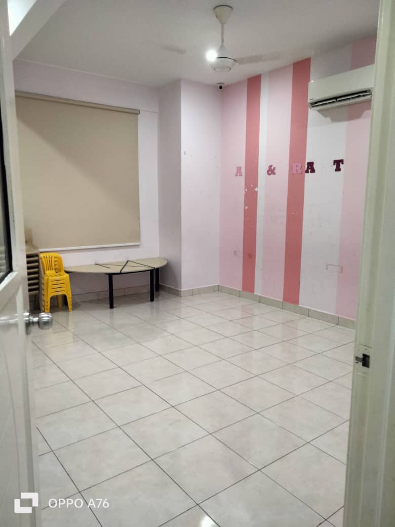 Bukit Jambul Landed House For Sale