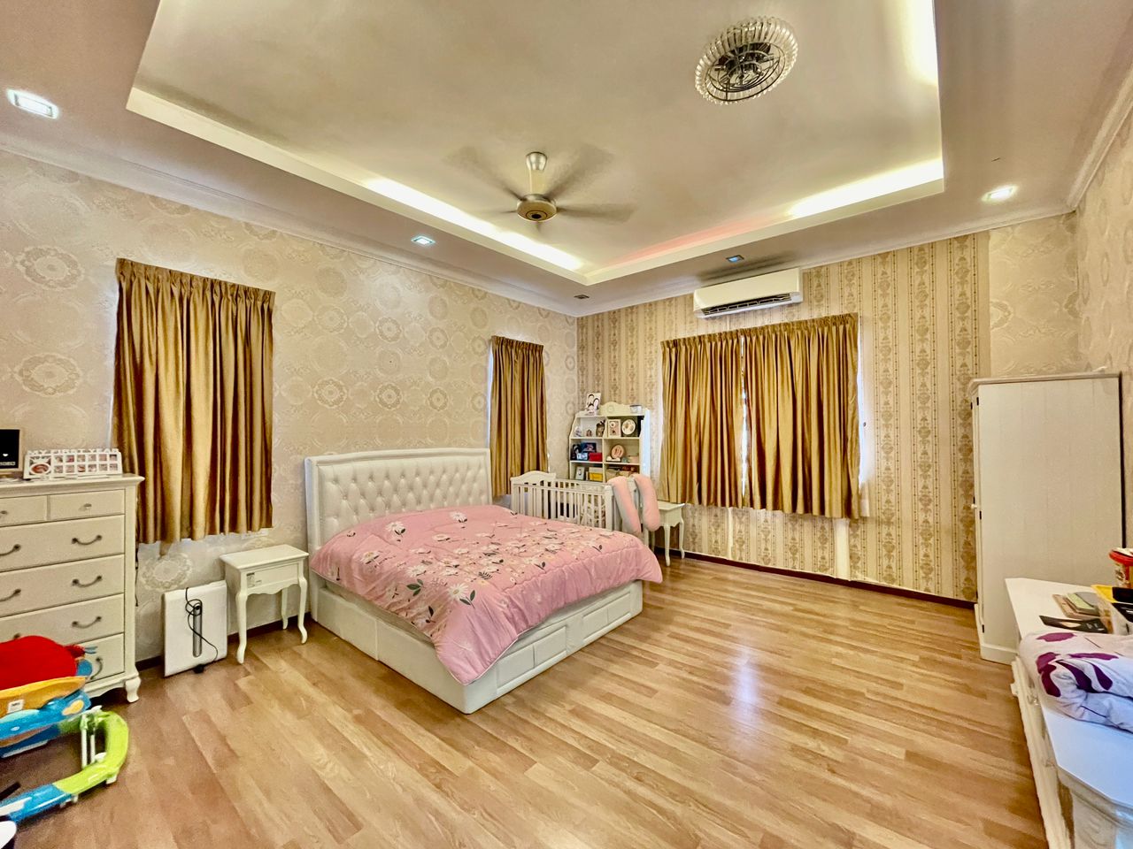 Greenlane Landed House For Sale