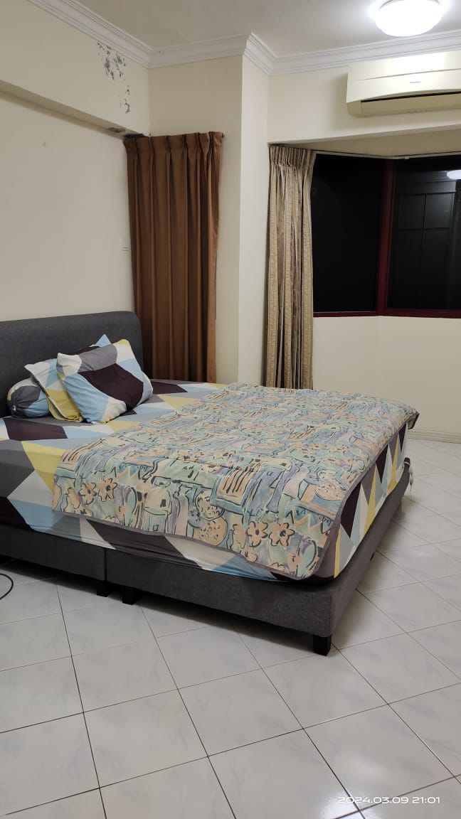 Marina Bay Condominium For Sale