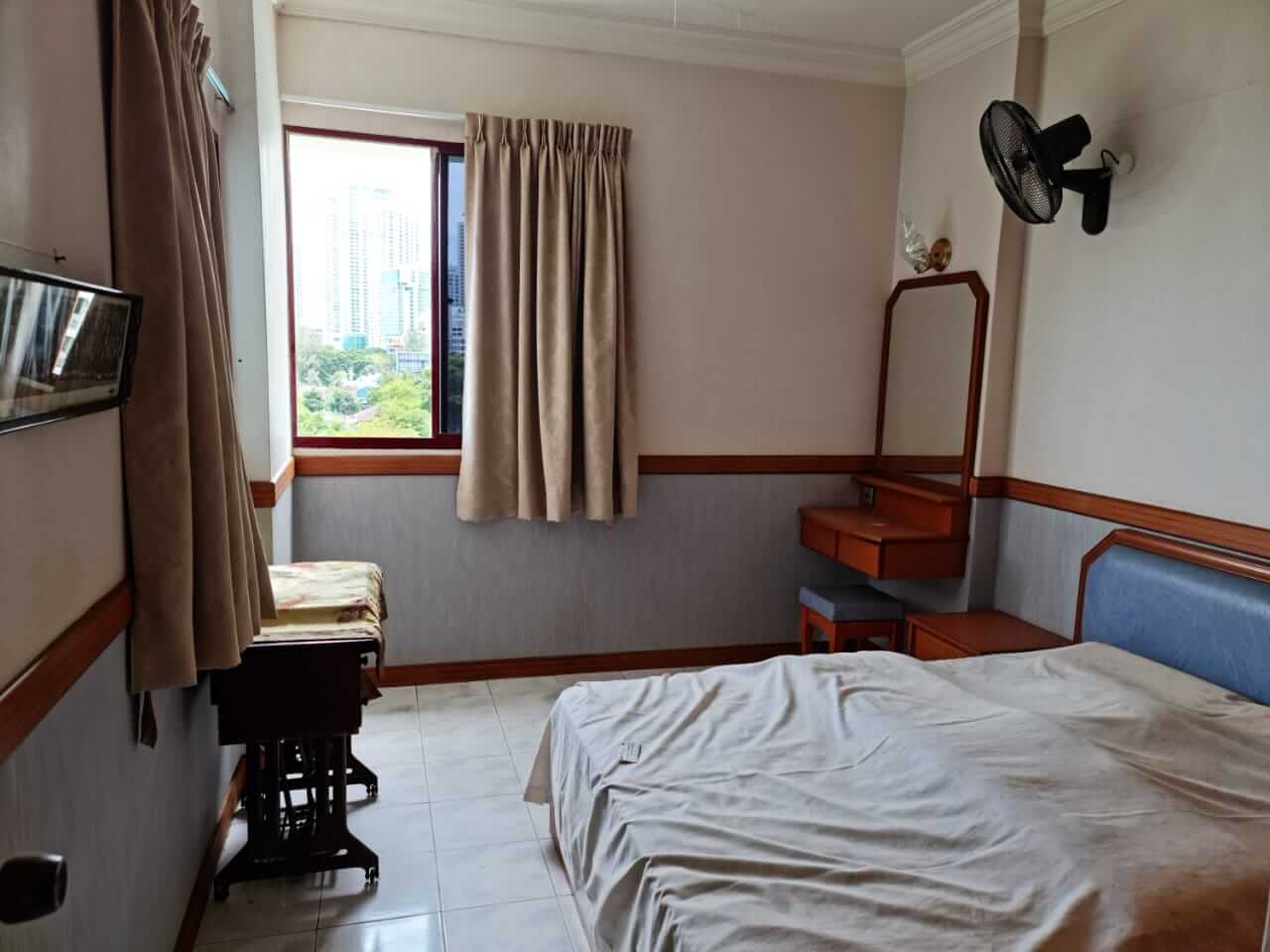 Marina Bay Condominium For Sale