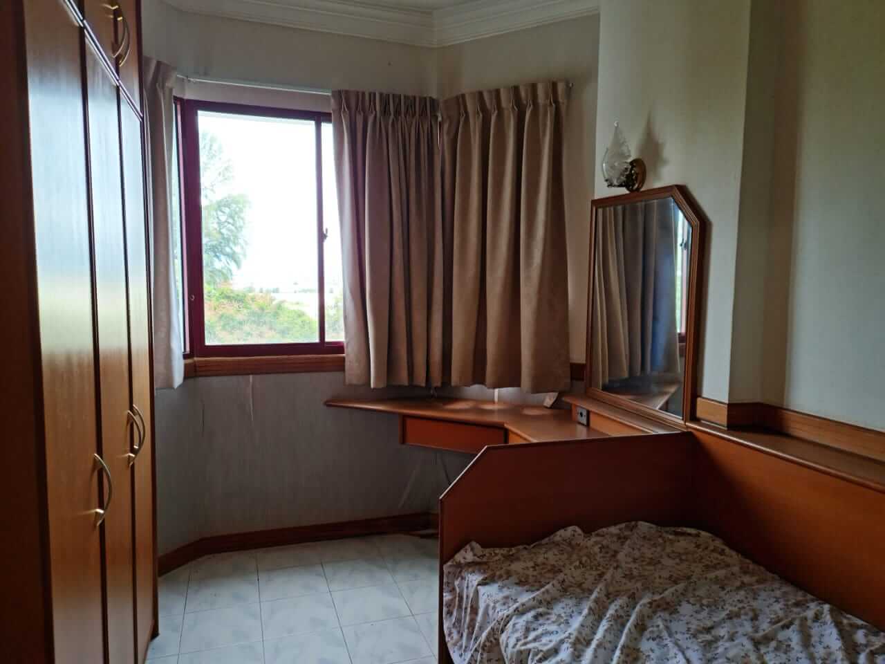 Marina Bay Condominium For Sale