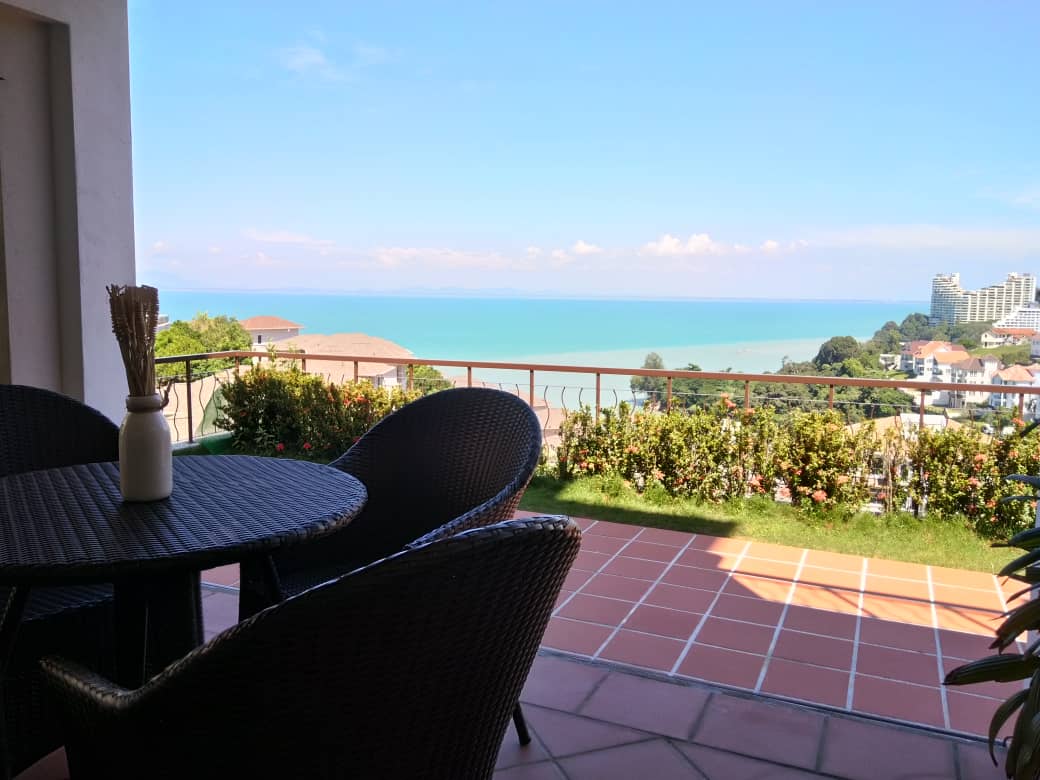 Moonlight Bay Condominium For Rent