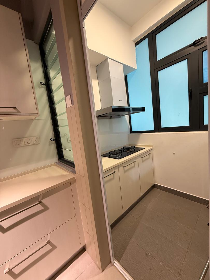 Mira Residence Condominium For Sale | 1352sqft | 3R2B | RM724.85psf
