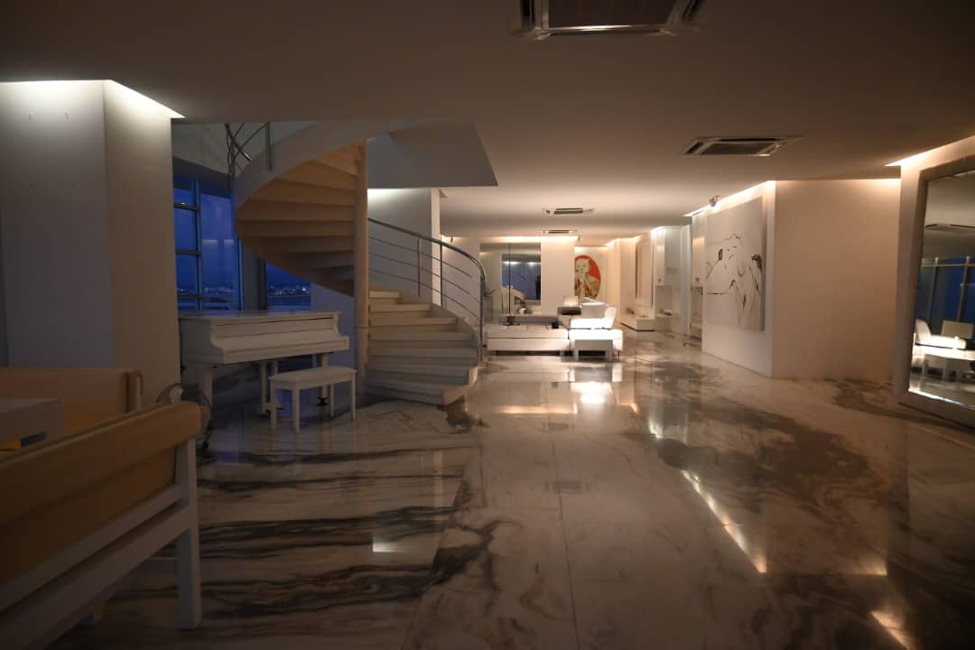 Millennium Tower Condominium For Rent