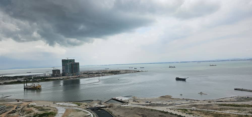 Gurney Paragon Condominium For Sale