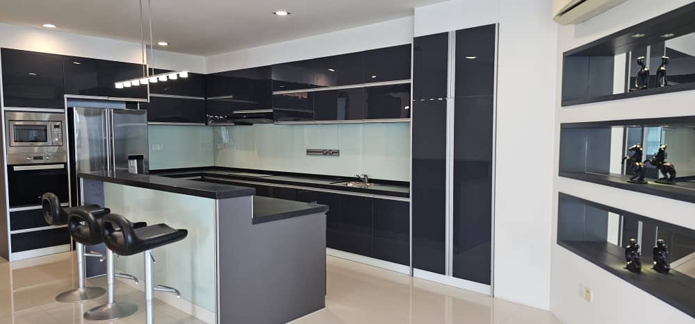 Gurney Paragon Condominium For Sale