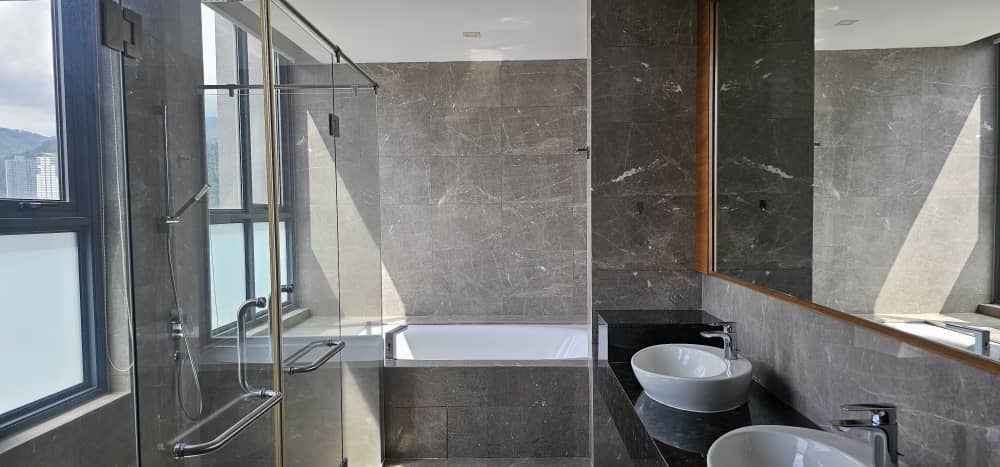 The Penthouse Condominium For Rent