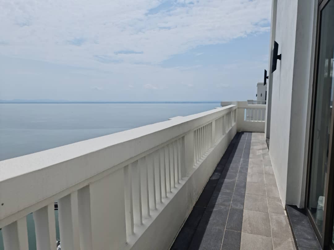 Rooftop Bar, Cafe, Restaurant, Gym Space For Sale