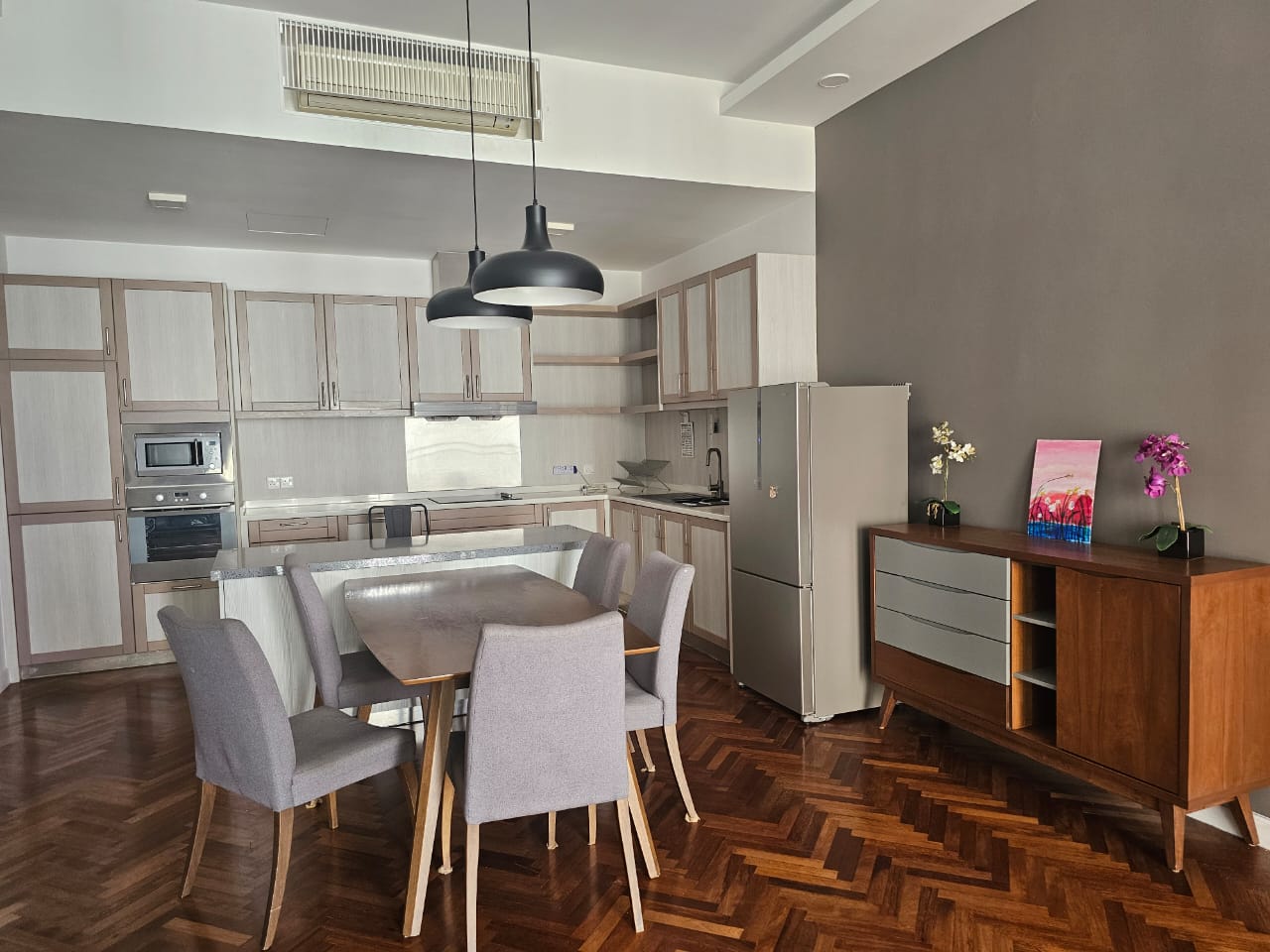 Quayside Condominium For Sale