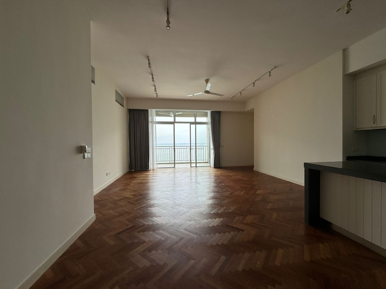 Andaman @ Quayside Condominium For Rent