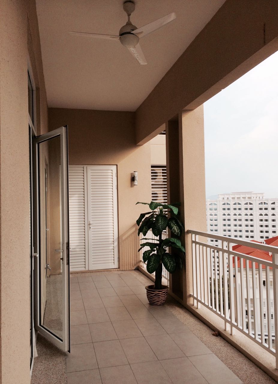 Quayside Condominium For Sale