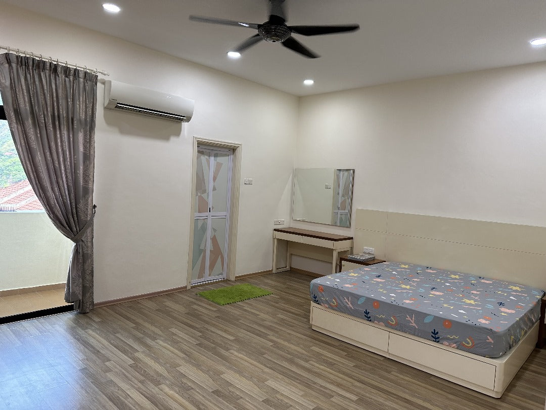 Sri Bendera Condo Villa Landed House For Sale