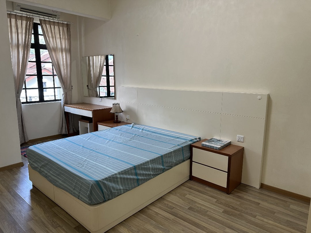 Sri Bendera Condo Villa Landed House For Sale