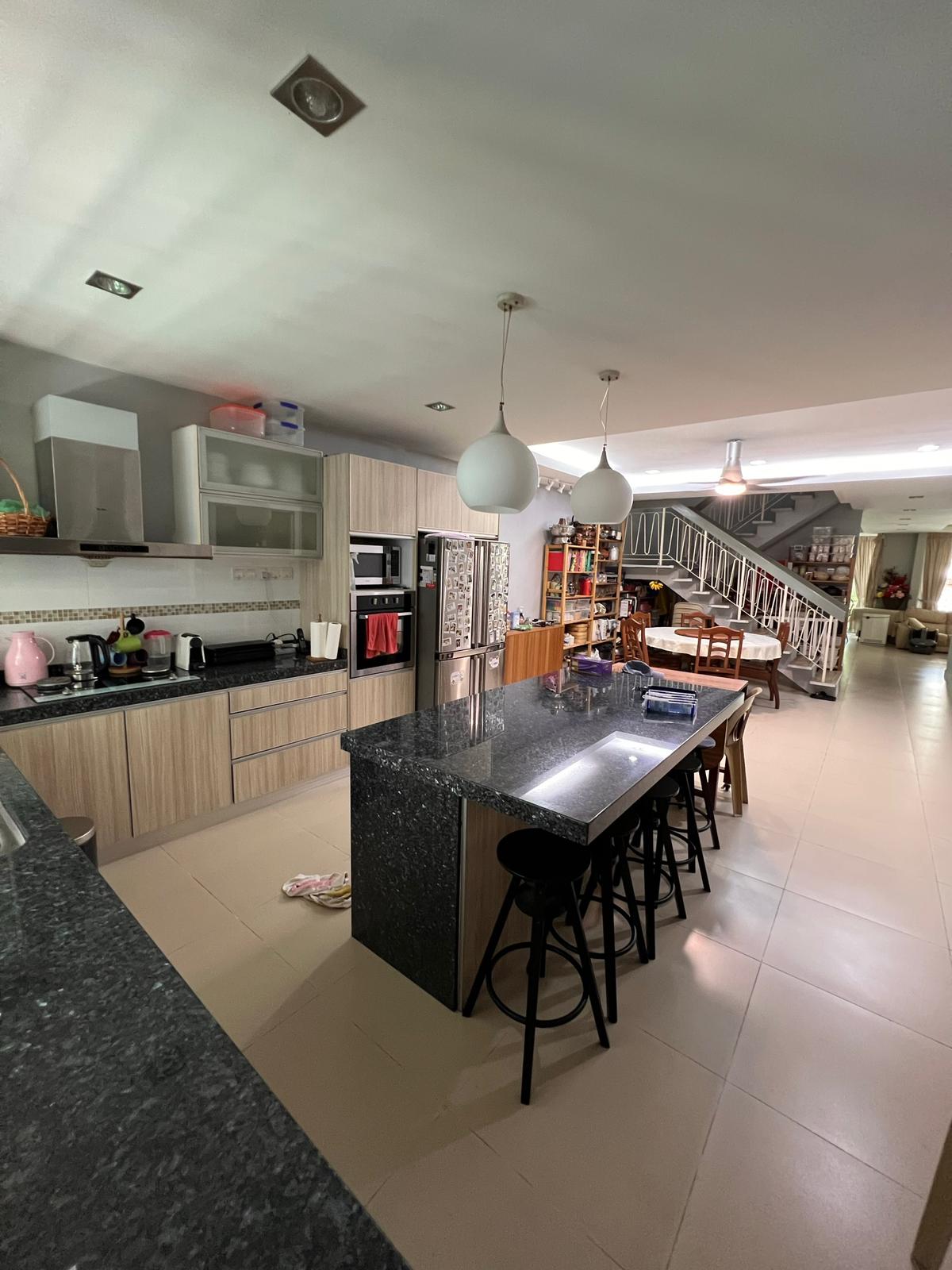 Gurney Landed House For Sale