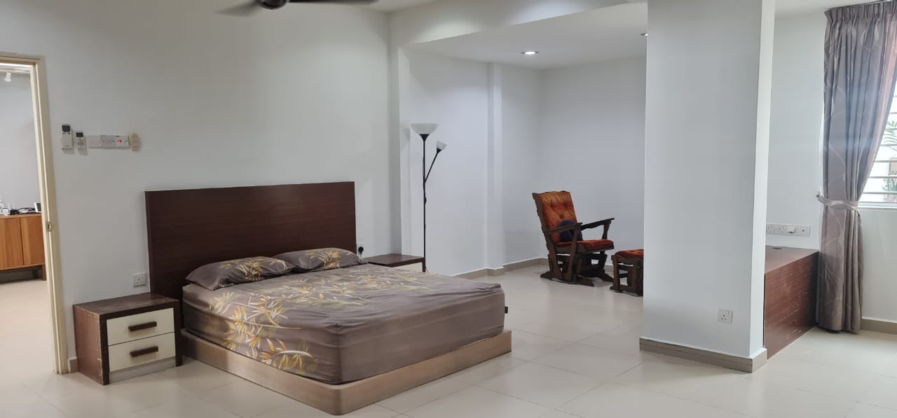 Gurney Landed House For Sale