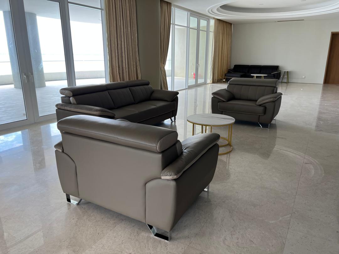 8 Gurney (The Shore Condominium) For Sale