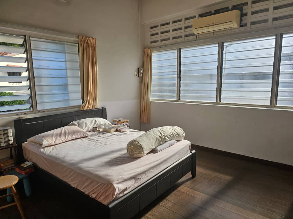 Taman Ayer Rajah Landed House For Sale
