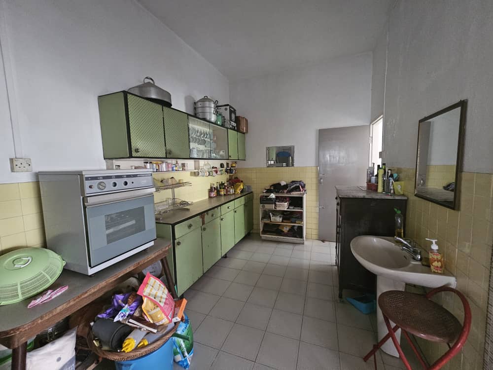 Taman Ayer Rajah Landed House For Sale