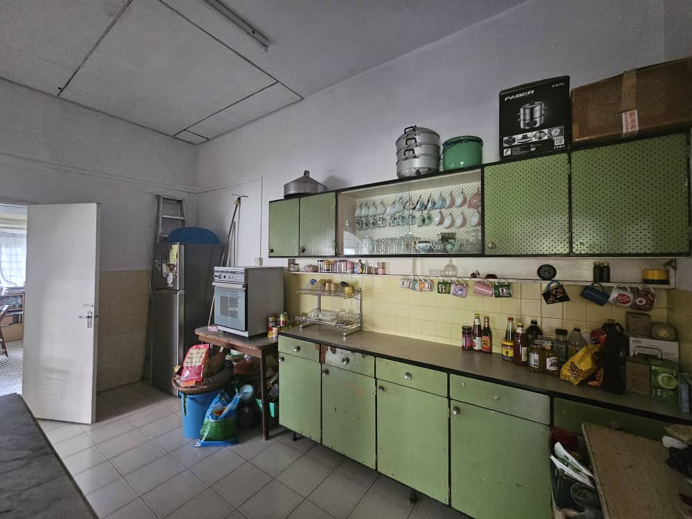 Taman Ayer Rajah Landed House For Sale