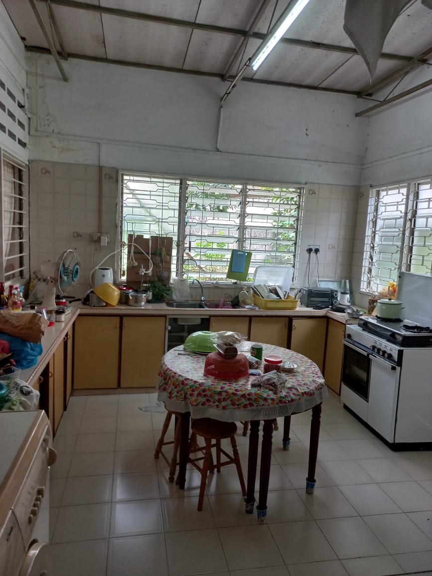 Taman Ayer Rajah Landed House For Sale