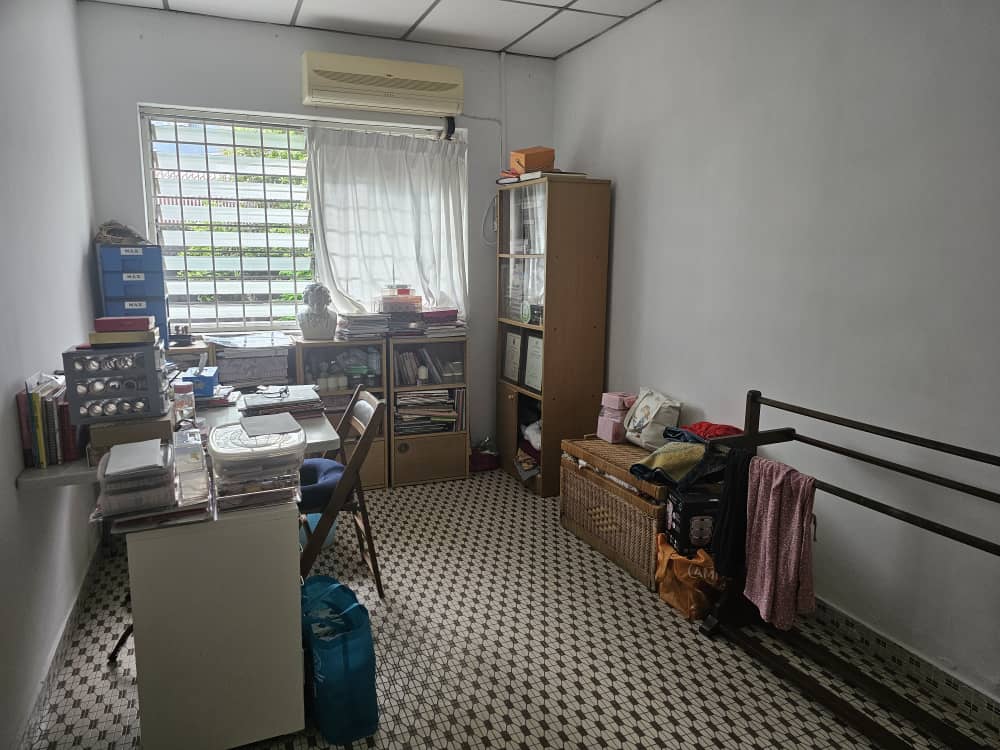 Taman Ayer Rajah Landed House For Sale