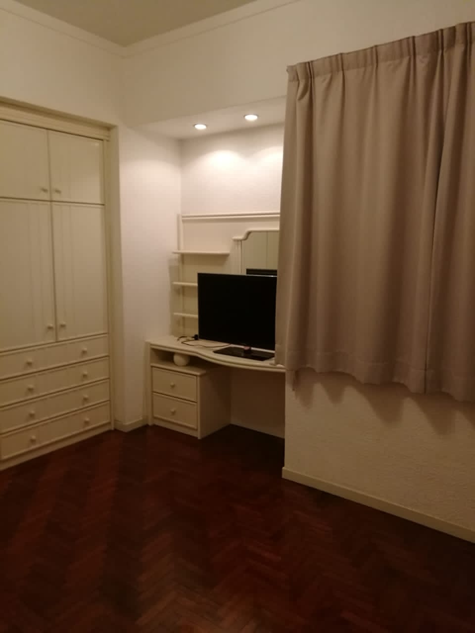 Taman Festival Apartment For Sale