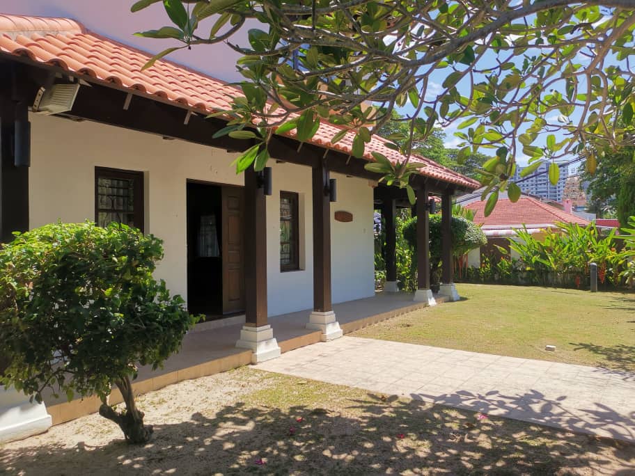Tanjung Bungah Bungalow For Sale