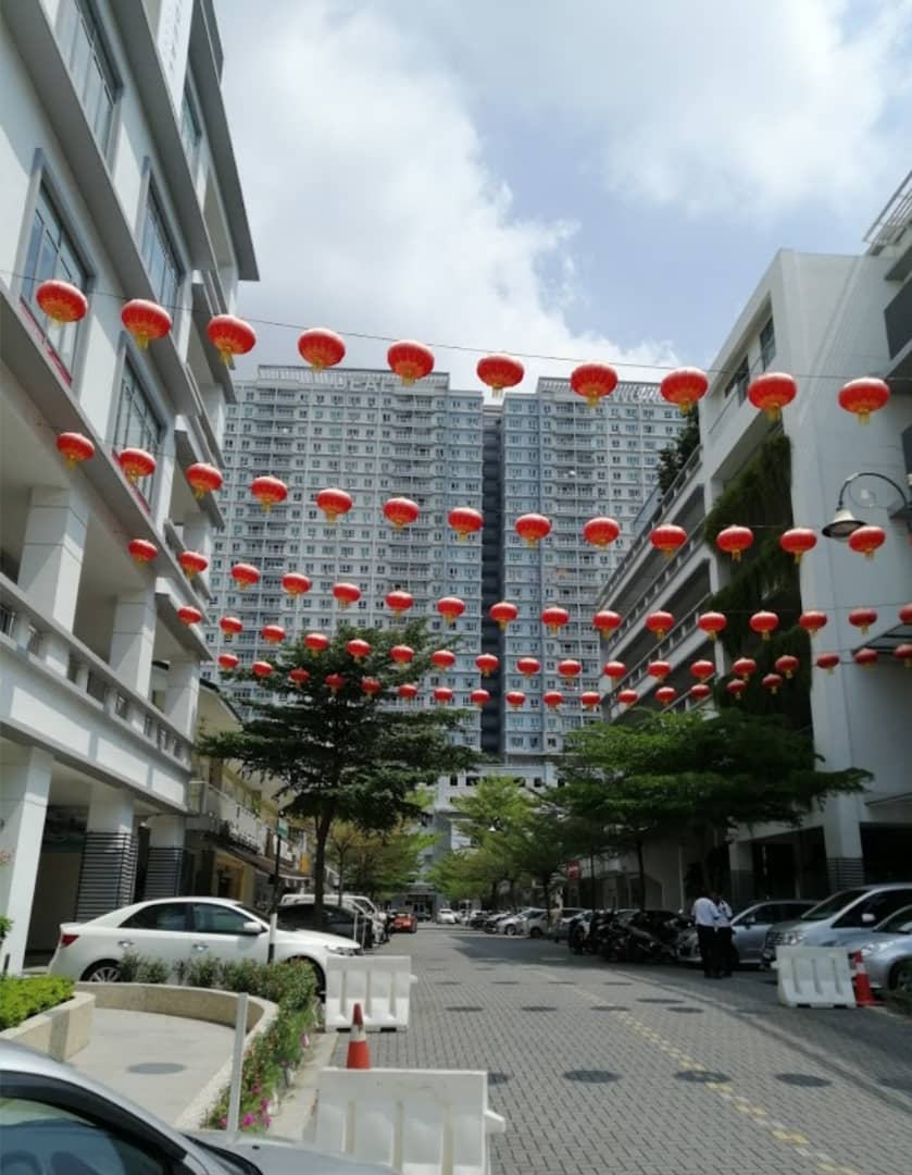 The One (One Square) Shop For Sale